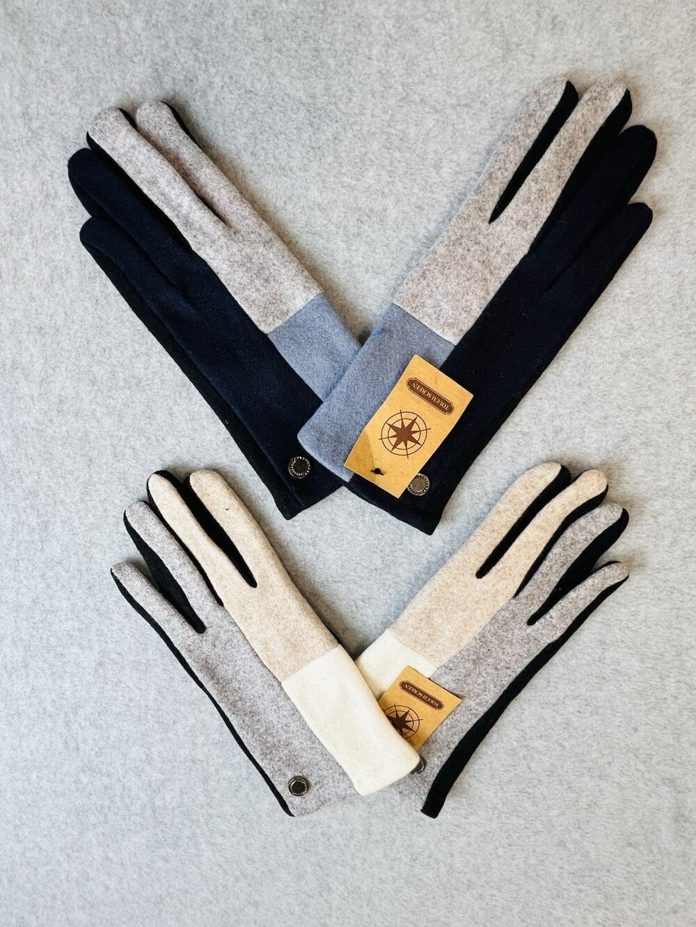 Women’s Touchscreen Colorblock Fleece Wrist Gloves Button Black/Gray/Beige